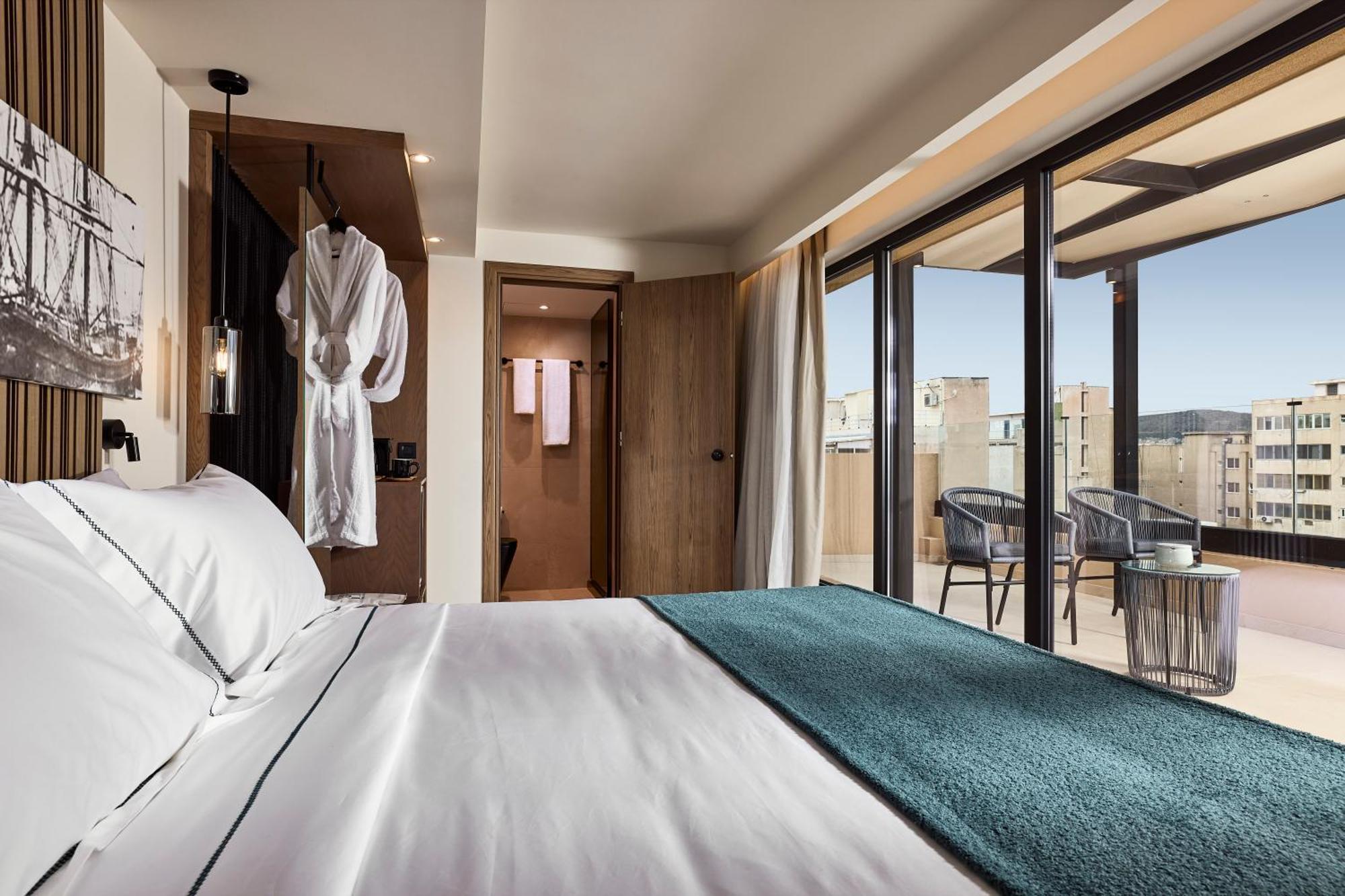 Athenarum Portus Life & Style Hotel Piraeus Room photo